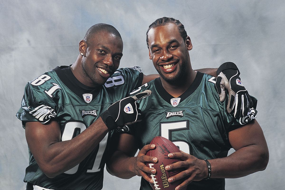 Donovan McNabb and Terrell Owens feud didn't stop them from going to Super Bowl Bowl.