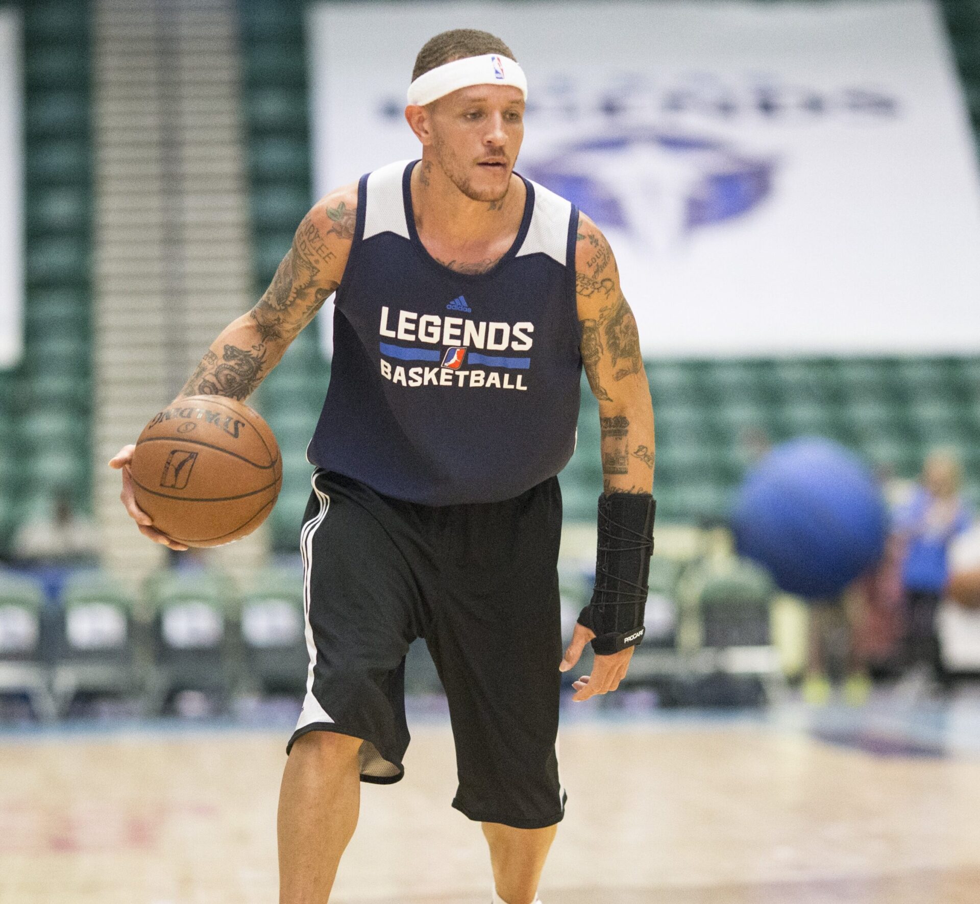 For the love of LeBron, ex-Cav Delonte West pulling for his former team
