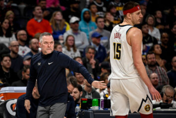 Mike Malone and Nikola Jokic