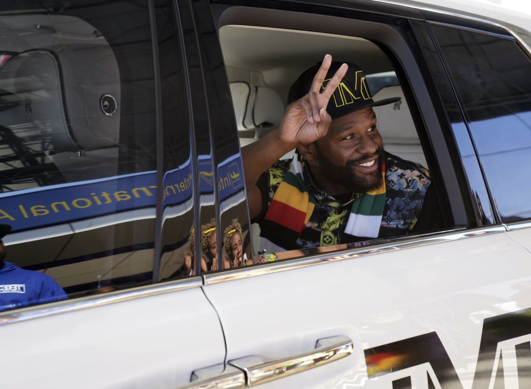 Floyd Mayweather walked out of the gucci store in South Africa