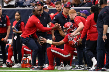 Houston Texans HC DeMeco Ryans and QB C.J. Stroud are first Black QB/HC duo to make playoffs in first season and fifth all-time.