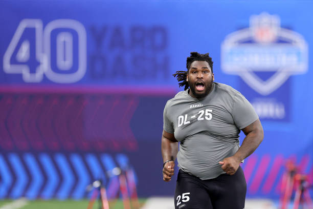 T'Vondre Sweat, a 366- pound defensive tackle, ran a 5.27 in 40-yard dash at the NFL Combine