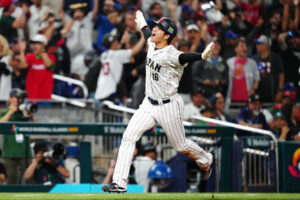 Shohei Ohtani cashes out on baseball